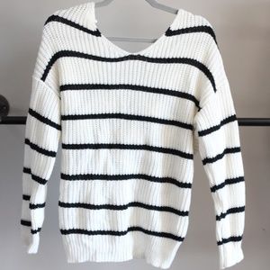 LOVE TREE, white/black stripes, size medium, sweater with V back
